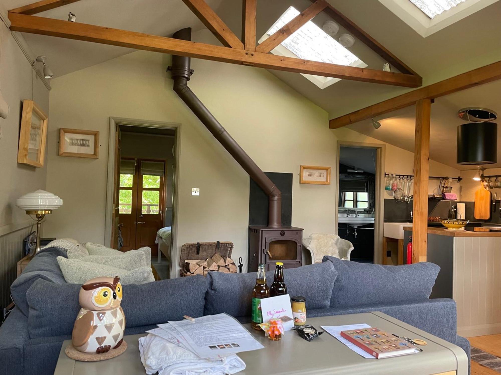 Faraway Follies Villa Llandegla ภายนอก รูปภาพ