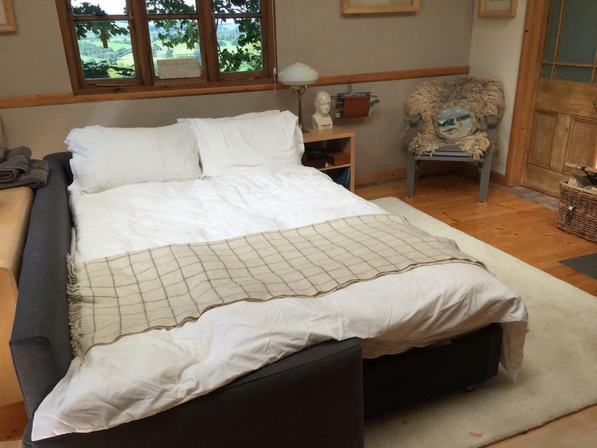 Faraway Follies Villa Llandegla ภายนอก รูปภาพ